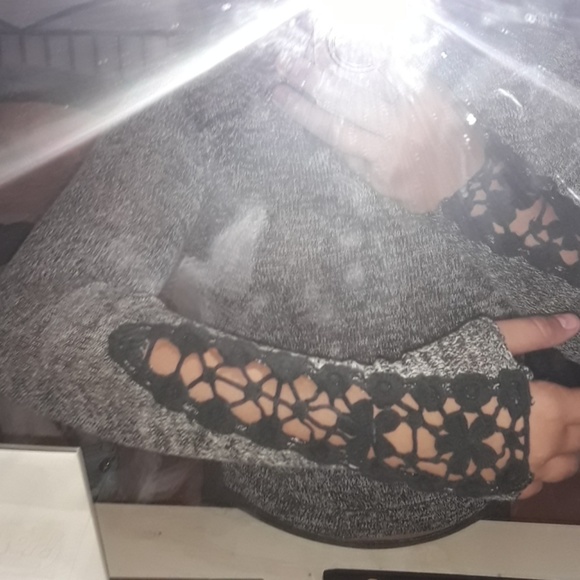 knit grey sweater from aéropostale - Picture 5 of 5